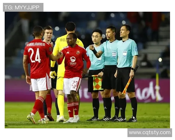 全球顶尖足球裁判的职业生涯与影响力分析