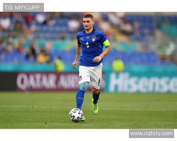 世界足坛十大足球明星盘点及其辉煌成就解析