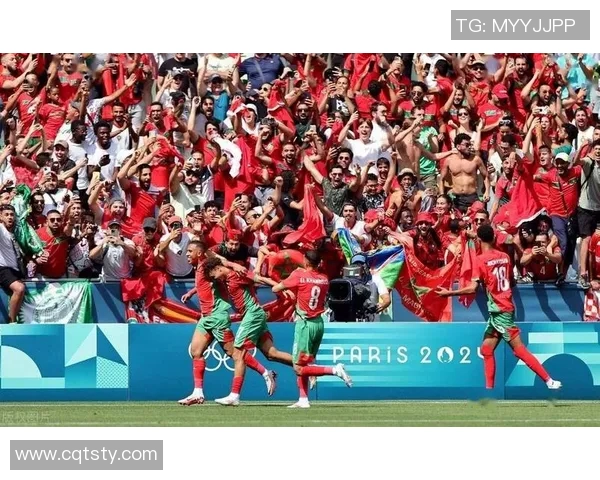 阿迪达斯足球明星战靴助力球场英雄展现无与伦比的竞技风采与激情