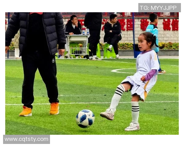 足球明星重返旧地挑战老东家激情对决引发球迷热议