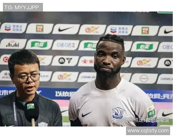 足球明星齐聚三亚热情挥洒绿茵场魅力展现精彩瞬间